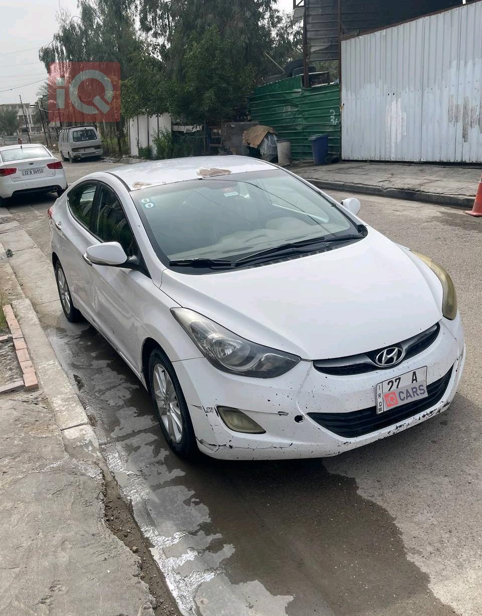 هیۆندای ئەلەنترا